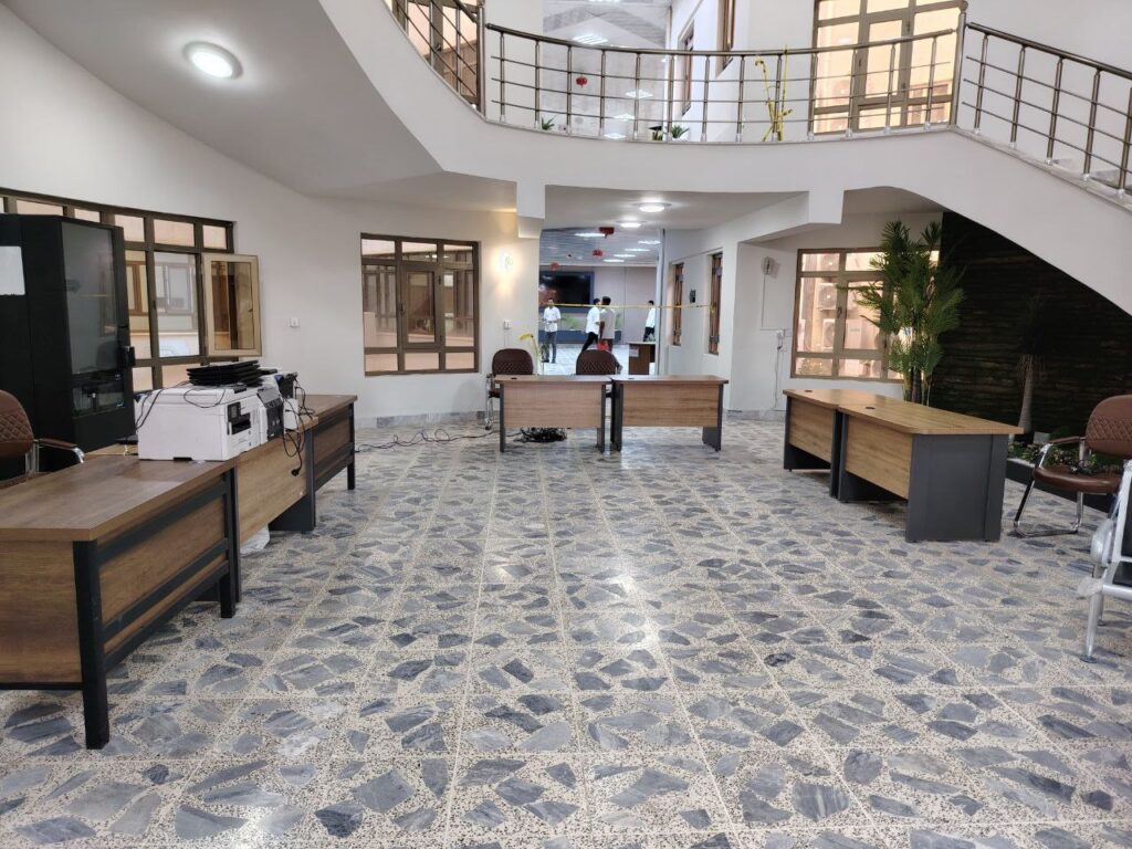 photo_2025-10-23_23-19-45