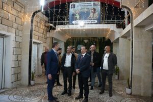 السيد عميد المعهد التقني الطبي/الموصل يجري زيارة تفقدية إلى مجمع المنصور للأقسام الداخلية 1