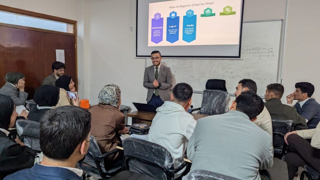 شعبة تكنولوجيا المعلومات تقيم دورة تدريبية لطلبة المعهد حول الأنظمة الوزارية