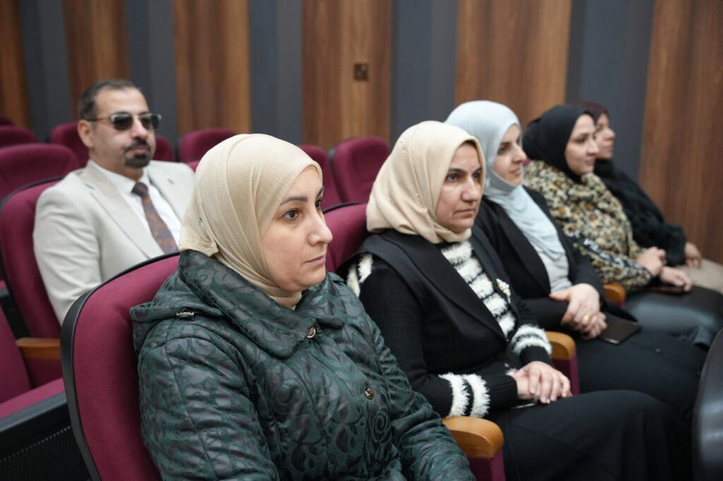 انطلاق دورة علمية على رحاب قاعة الاستاذ الدكتورة علياء عباس العطار في المعهد التقني الطبي الموصل بعنوان (الكيمياء وعلاقتها بالتغذية الصحية)