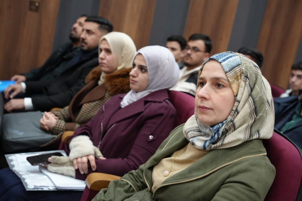 انطلاق دورة علمية على رحاب قاعة الاستاذ الدكتورة علياء عباس العطار في المعهد التقني الطبي الموصل بعنوان (الكيمياء وعلاقتها بالتغذية الصحية)